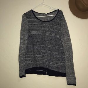 Gap sweater